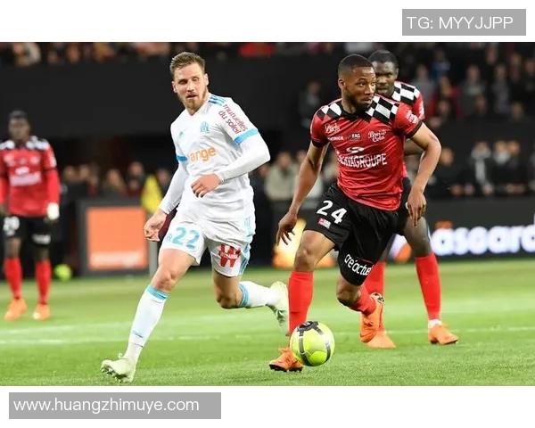 电竞比分重磅专题LNG战队防守策略的创新与变革分析